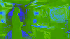 Ezra se encuentra en la cabina del capitán del Queen Anne’s Revenge, con el fantasma de Barbanegra elevado detrás de él.