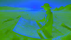 Maria Reiche, l'archéologue, examine une grande carte des lignes de Nazca dans le désert peruviens au coucher du soleil.