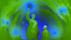 Fionn sostiene el brillante trébol plateado en una cueva mágica, mientras Seamus lo observa.