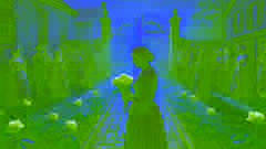 Emily Blackwood steht vor den Stadtbewohnern und hält Rosen in der Hand, auf denen Namen eingraviert sind.