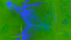 João se prepara para cruzar un río sereno en la Amazonía, mientras el Curupira lo observa desde las sombras de la selva.