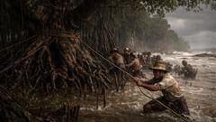 Contra a tempestade, sustentaram a árvore ferida até que a costa pudesse sustentar-se por si mesma.